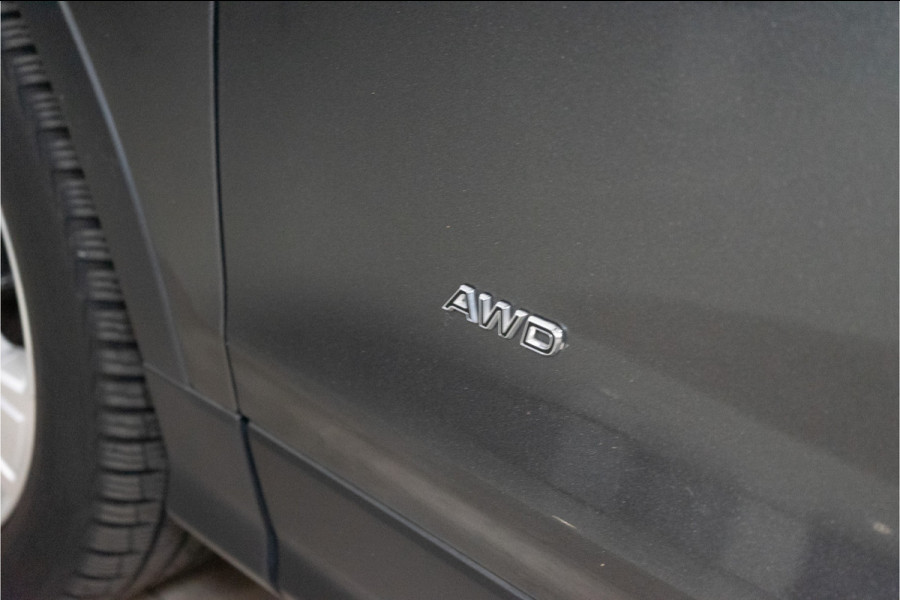 Ford Kuga 1.5 EcoBoost Titanium 183PK AWD | Automaat | Xenon | Trekhaak | Camera | Stoelverwarming | 12 MND Garantie