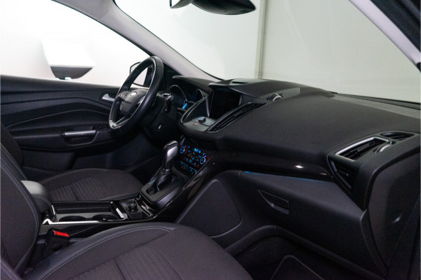 Ford Kuga 1.5 EcoBoost Titanium 183PK AWD | Automaat | Xenon | Trekhaak | Camera | Stoelverwarming | 12 MND Garantie