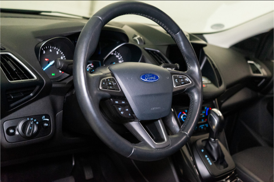 Ford Kuga 1.5 EcoBoost Titanium 183PK AWD | Automaat | Xenon | Trekhaak | Camera | Stoelverwarming | 12 MND Garantie