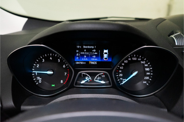 Ford Kuga 1.5 EcoBoost Titanium 183PK AWD | Automaat | Xenon | Trekhaak | Camera | Stoelverwarming | 12 MND Garantie