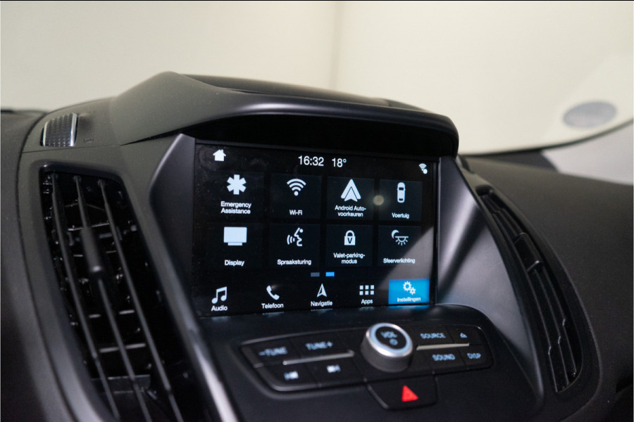 Ford Kuga 1.5 EcoBoost Titanium 183PK AWD | Automaat | Xenon | Trekhaak | Camera | Stoelverwarming | 12 MND Garantie