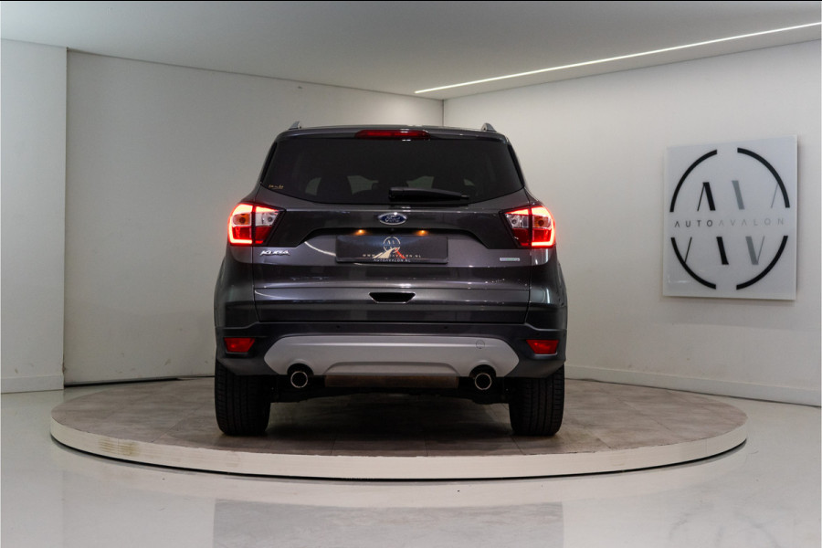 Ford Kuga 1.5 EcoBoost Titanium 183PK AWD | Automaat | Xenon | Trekhaak | Camera | Stoelverwarming | 12 MND Garantie