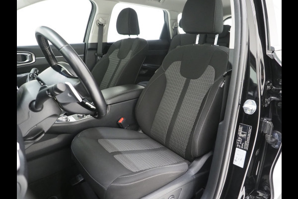Kia Sorento 1.6 T-GDI Plug-in Hybrid 4WD 7p. | Camera | Adaptive Cruise | Keyless | Virtual | Climate | DAB | Carplay