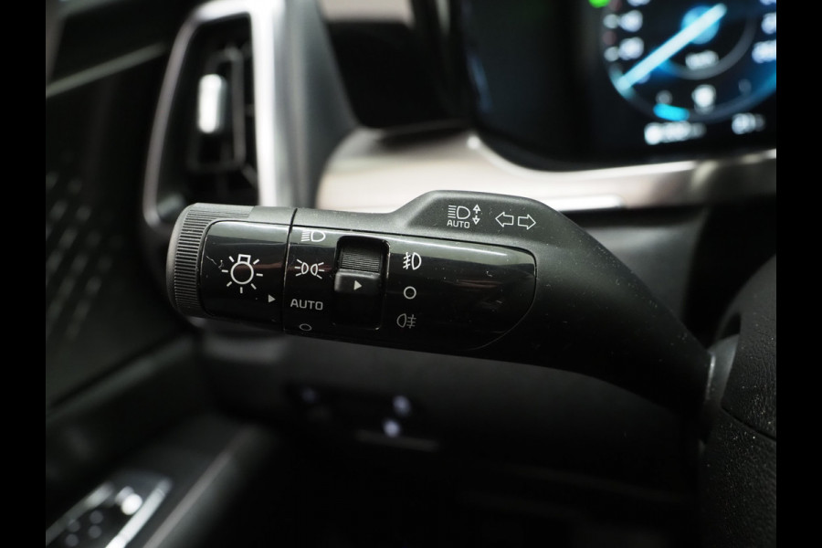 Kia Sorento 1.6 T-GDI Plug-in Hybrid 4WD 7p. | Camera | Adaptive Cruise | Keyless | Virtual | Climate | DAB | Carplay