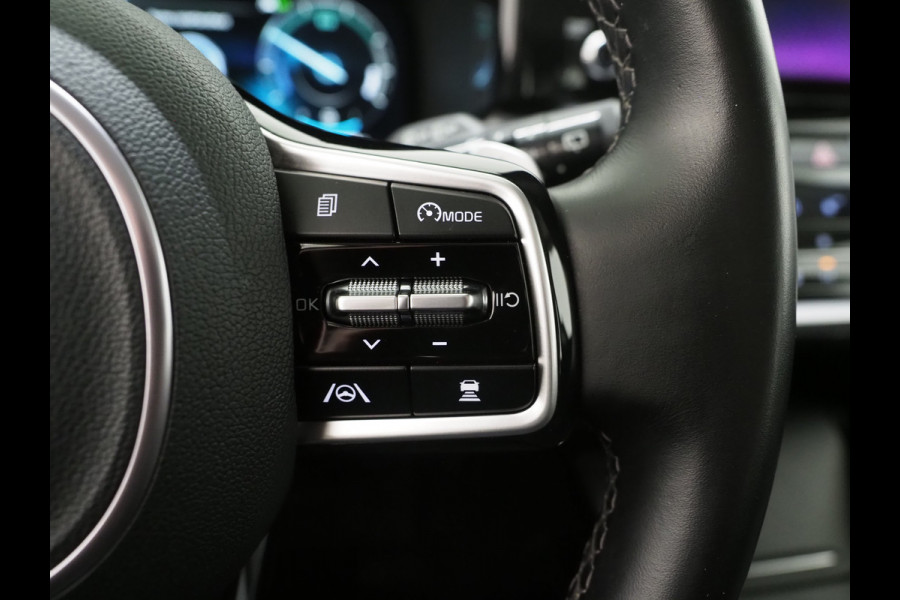 Kia Sorento 1.6 T-GDI Plug-in Hybrid 4WD 7p. | Camera | Adaptive Cruise | Keyless | Virtual | Climate | DAB | Carplay