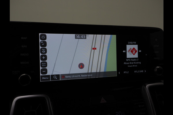 Kia Sorento 1.6 T-GDI Plug-in Hybrid 4WD 7p. | Camera | Adaptive Cruise | Keyless | Virtual | Climate | DAB | Carplay