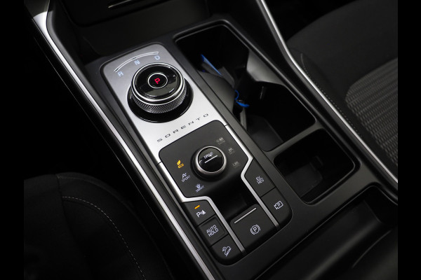 Kia Sorento 1.6 T-GDI Plug-in Hybrid 4WD 7p. | Camera | Adaptive Cruise | Keyless | Virtual | Climate | DAB | Carplay