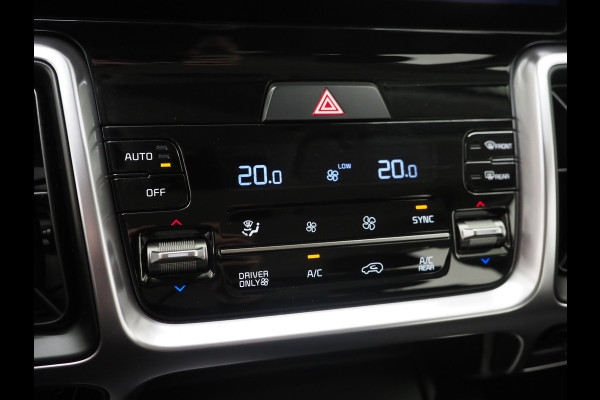 Kia Sorento 1.6 T-GDI Plug-in Hybrid 4WD 7p. | Camera | Adaptive Cruise | Keyless | Virtual | Climate | DAB | Carplay
