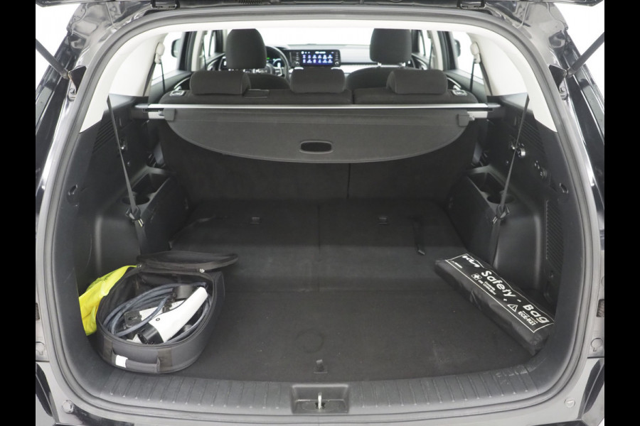 Kia Sorento 1.6 T-GDI Plug-in Hybrid 4WD 7p. | Camera | Adaptive Cruise | Keyless | Virtual | Climate | DAB | Carplay