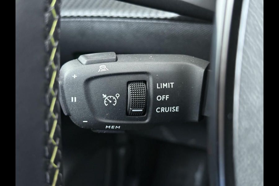 Peugeot e-208 EV GT-line 350 50kWh Pano-dak 360°Camera Leder/Alcantara Adaptive-Cruise Apple Carplay Android Auto Navi Ecc Pdc-a+v SOH 89% Stoelverwarming Led Lmv 17" Regen-Lichtsensor Privacy Glas Keyless DAB+ 1e Eigenaar Origineel Nederlandse Auto Dealeronderhouden Bomvol € 40.000 nieuw!