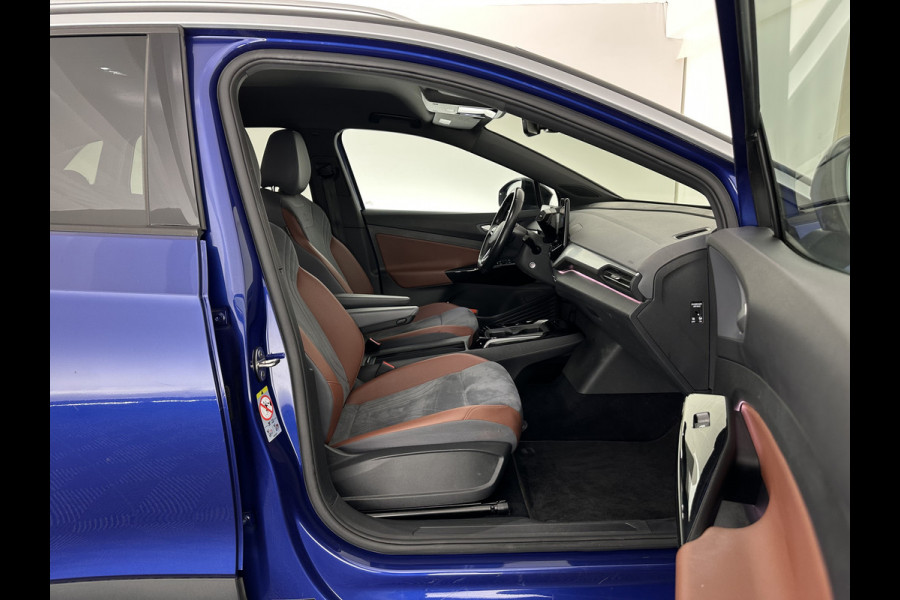 Volkswagen ID.4 First 77 kWh [ 3-Fase ] {SOH-83%} (INCL.BTW) *LEATHER-MICROFIBRE | FULL-LED | ADAPTIVE-CRUISE | HEATED-COMFORTSEATS | DIGI-COCKPIT | AMBIENT-LIGHT | NAVI-FULLMAP | PDC | TOWBAR | PRIVACY-GLASS | CAMERA | 20''ALU*