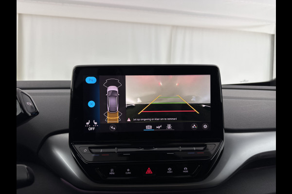 Volkswagen ID.4 First 77 kWh [ 3-Fase ] {SOH-83%} (INCL.BTW) *LEATHER-MICROFIBRE | FULL-LED | ADAPTIVE-CRUISE | HEATED-COMFORTSEATS | DIGI-COCKPIT | AMBIENT-LIGHT | NAVI-FULLMAP | PDC | TOWBAR | PRIVACY-GLASS | CAMERA | 20''ALU*