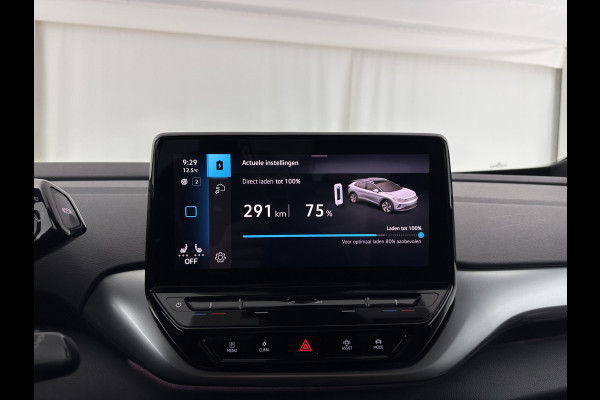 Volkswagen ID.4 First 77 kWh [ 3-Fase ] {SOH-83%} (INCL.BTW) *LEATHER-MICROFIBRE | FULL-LED | ADAPTIVE-CRUISE | HEATED-COMFORTSEATS | DIGI-COCKPIT | AMBIENT-LIGHT | NAVI-FULLMAP | PDC | TOWBAR | PRIVACY-GLASS | CAMERA | 20''ALU*
