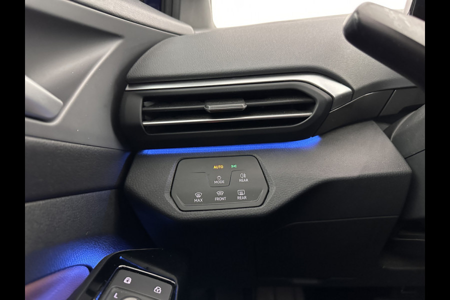 Volkswagen ID.4 First 77 kWh [ 3-Fase ] {SOH-83%} (INCL.BTW) *LEATHER-MICROFIBRE | FULL-LED | ADAPTIVE-CRUISE | HEATED-COMFORTSEATS | DIGI-COCKPIT | AMBIENT-LIGHT | NAVI-FULLMAP | PDC | TOWBAR | PRIVACY-GLASS | CAMERA | 20''ALU*