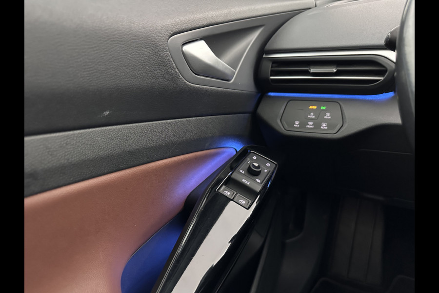 Volkswagen ID.4 First 77 kWh [ 3-Fase ] {SOH-83%} (INCL.BTW) *LEATHER-MICROFIBRE | FULL-LED | ADAPTIVE-CRUISE | HEATED-COMFORTSEATS | DIGI-COCKPIT | AMBIENT-LIGHT | NAVI-FULLMAP | PDC | TOWBAR | PRIVACY-GLASS | CAMERA | 20''ALU*