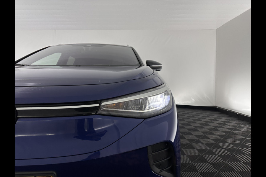 Volkswagen ID.4 First 77 kWh [ 3-Fase ] {SOH-83%} (INCL.BTW) *LEATHER-MICROFIBRE | FULL-LED | ADAPTIVE-CRUISE | HEATED-COMFORTSEATS | DIGI-COCKPIT | AMBIENT-LIGHT | NAVI-FULLMAP | PDC | TOWBAR | PRIVACY-GLASS | CAMERA | 20''ALU*