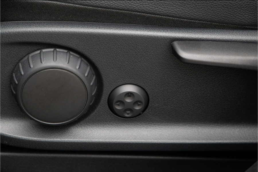 Mercedes-Benz GLA 250 e AMG Line, Pano, Widescreen, Nightpakket 2022