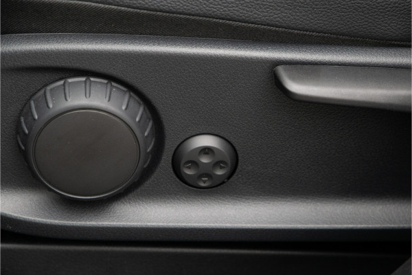 Mercedes-Benz GLA 250 e AMG Line, Pano, Widescreen, Nightpakket 2022