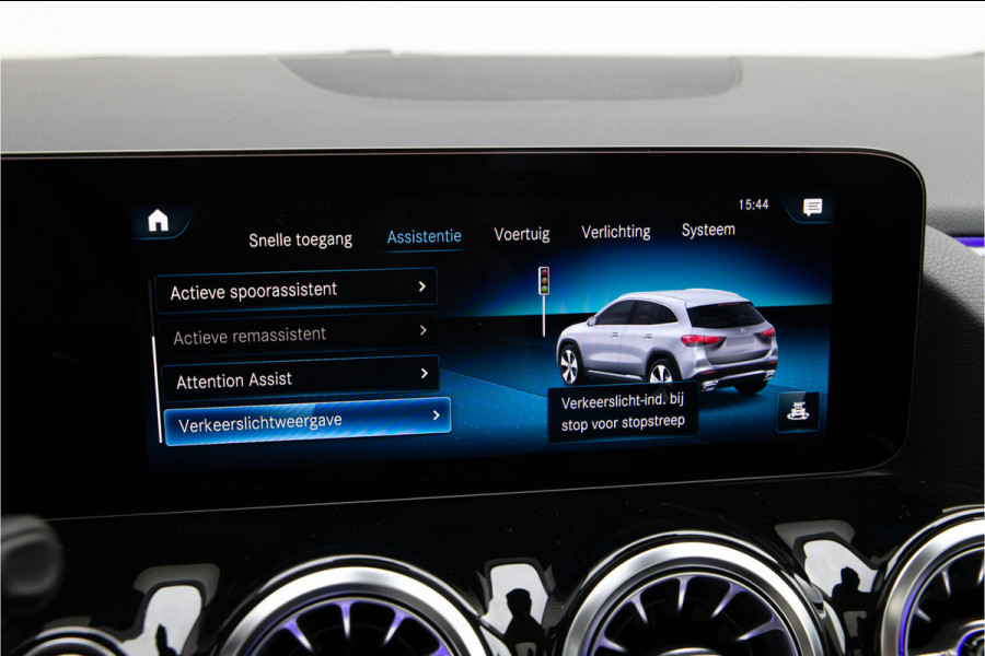 Mercedes-Benz GLA 250 e AMG Line, Pano, Widescreen, Nightpakket 2022