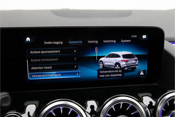 Mercedes-Benz GLA 250 e AMG Line, Pano, Widescreen, Nightpakket 2022