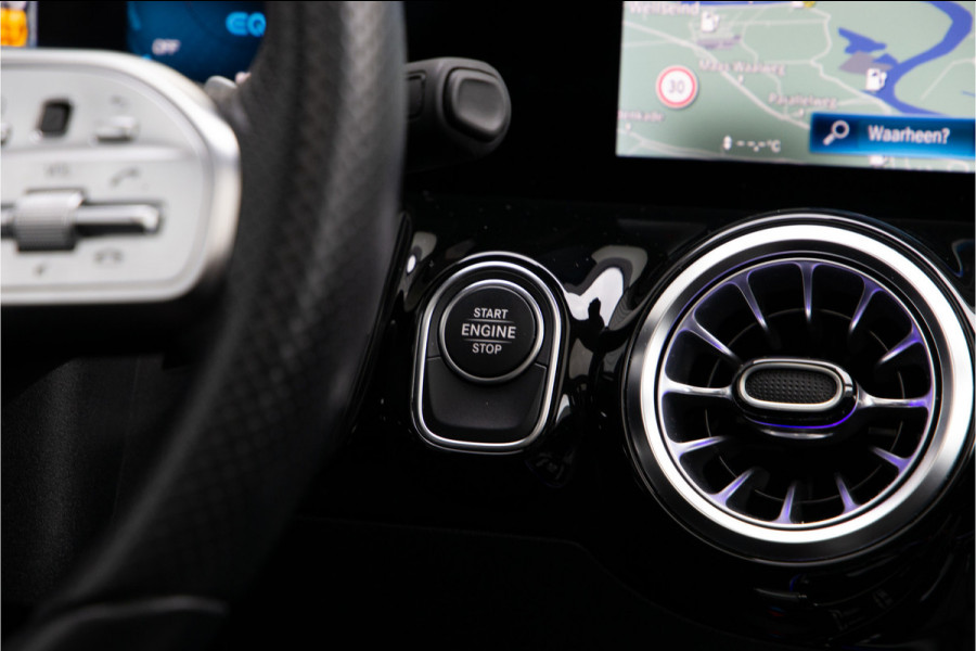 Mercedes-Benz GLA 250 e AMG Line, Pano, Widescreen, Nightpakket 2022