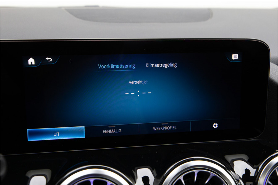 Mercedes-Benz GLA 250 e AMG Line, Pano, Widescreen, Nightpakket 2022