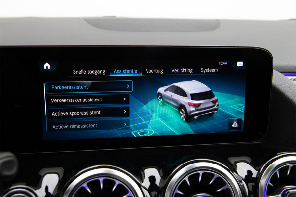 Mercedes-Benz GLA 250 e AMG Line, Pano, Widescreen, Nightpakket 2022