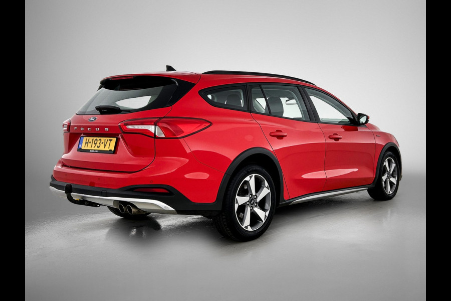 Ford FOCUS Wagon 1.5D 120PK Euro6 Active Business / Trekhaak / Navigatie / Airco / Pdc.V+A / Xenon / B&O Radio multimedia / Technology-Family Pack / Apk 06-2026