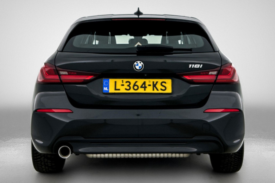 BMW 1-serie 118i Business Edition Plus | NL-Auto | Perf onderH | 2e eig | Dig Dash | StoelverW | AchterCam | Climate | Cruise |ETC