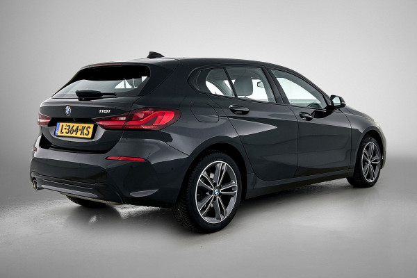 BMW 1-serie 118i Business Edition Plus | NL-Auto | Perf onderH | 2e eig | Dig Dash | StoelverW | AchterCam | Climate | Cruise |ETC