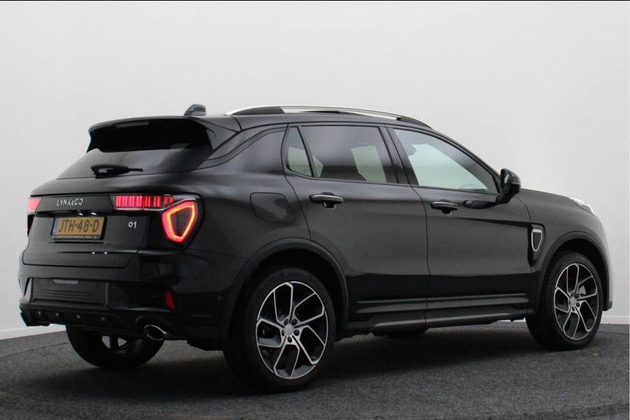 Lynk & Co 01 1.5 360° Camera, Panoramadak, Zwarte hemel, ACC, Apple Carplay, DAB, 20''