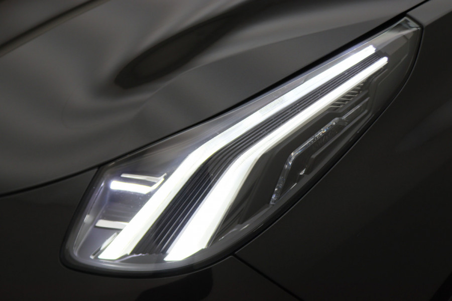 Lynk & Co 01 1.5 360° Camera, Panoramadak, Zwarte hemel, ACC, Apple Carplay, DAB, 20''