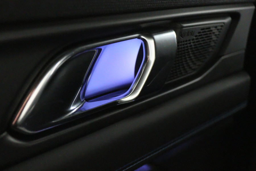 Lynk & Co 01 1.5 360° Camera, Panoramadak, Zwarte hemel, ACC, Apple Carplay, DAB, 20''