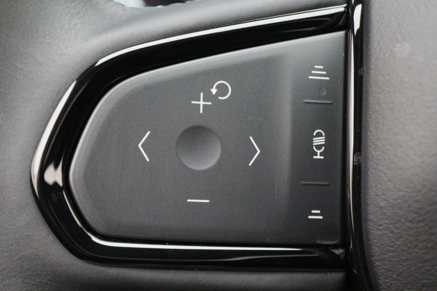 Lynk & Co 01 1.5 360° Camera, Panoramadak, Zwarte hemel, ACC, Apple Carplay, DAB, 20''