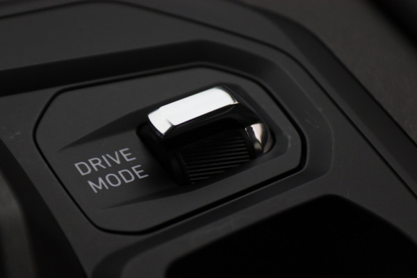 Lynk & Co 01 1.5 360° Camera, Panoramadak, Zwarte hemel, ACC, Apple Carplay, DAB, 20''