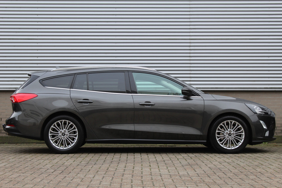 Ford FOCUS Wagon 1.5 EcoBoost 150PK Titanium | Dealer Onderhouden | Trekhaak | Winterpack | Led | Navigatie