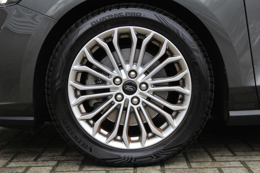 Ford FOCUS Wagon 1.5 EcoBoost 150PK Titanium | Dealer Onderhouden | Trekhaak | Winterpack | Led | Navigatie