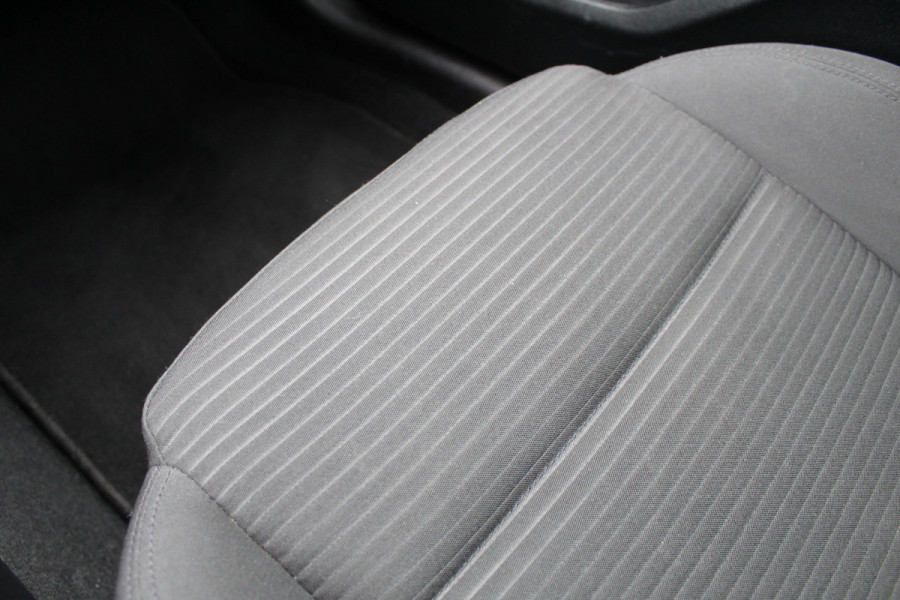 Ford FOCUS Wagon 1.5 EcoBoost 150PK Titanium | Dealer Onderhouden | Trekhaak | Winterpack | Led | Navigatie