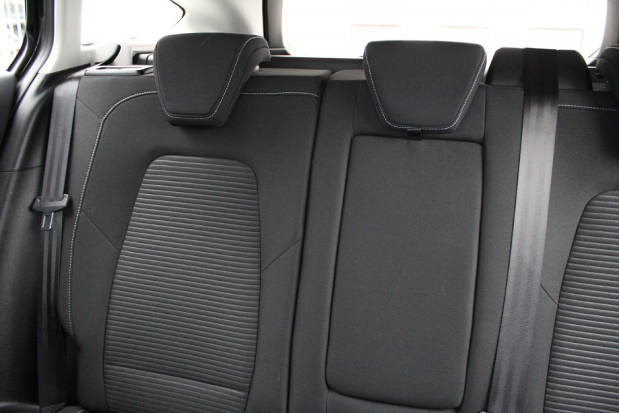 Ford FOCUS Wagon 1.5 EcoBoost 150PK Titanium | Dealer Onderhouden | Trekhaak | Winterpack | Led | Navigatie