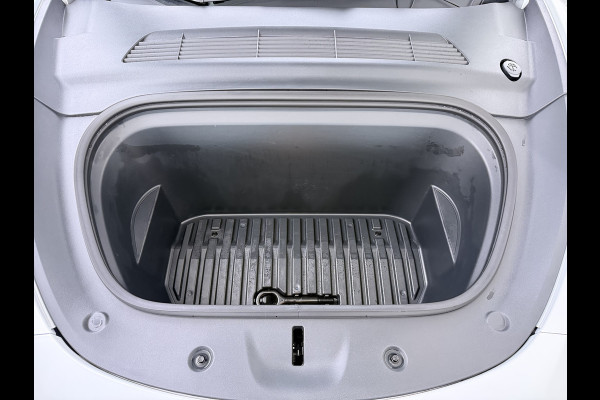 Tesla Model Y RWD Warmtepomp LFP-Accu Leer Lmv Camera's Pano-dak Adap.Cruise Navi Ecc Autopilot Stoel+Stuur+Achterbank Verwarming Elek.Achterklep Dodehoek detector Draadloze telefoonlader SOH 93% 1e Eigenaar Origineel Nederlandse Auto 1.600KG Trekgewicht
