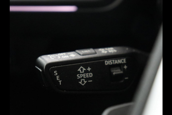 Audi Q4 e-tron 40 Launch edition Advanced 77 kWh | Warmtepomp | Adaptive cruise | Trekhaak | Camera | Stoelverwarming | Matrix LED | Carplay | Navigatie | Sportstoelen | Virtual Cockpit | Parkeerhulp