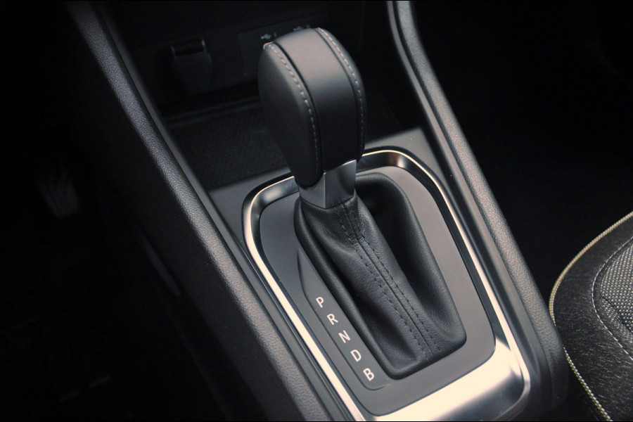 Renault Captur 1.6 E-Tech full hybrid 145 Techno | Pack Winter | Navi | Camera