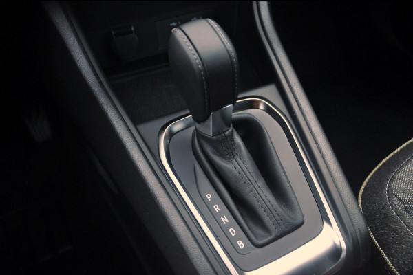 Renault Captur 1.6 E-Tech full hybrid 145 Techno | Pack Winter | Navi | Camera