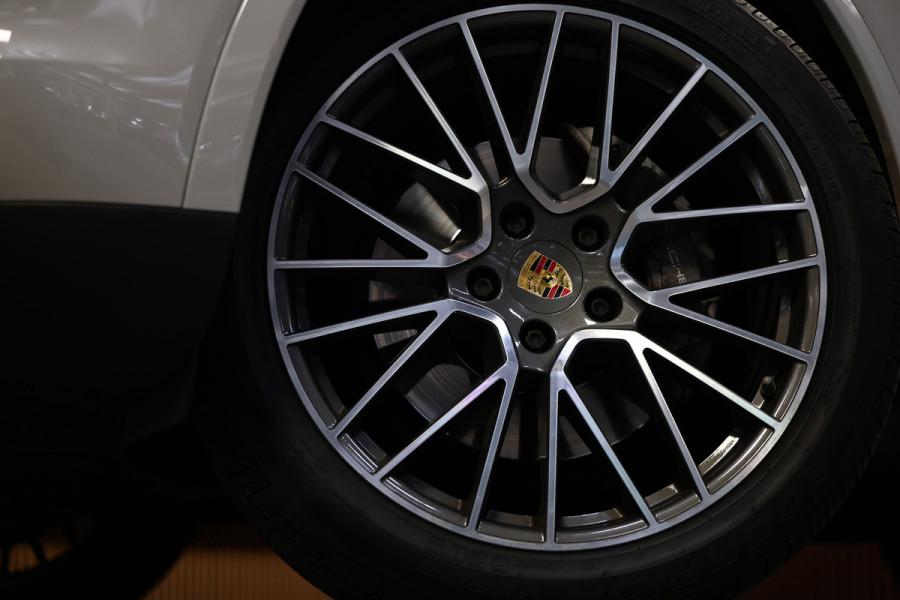 Porsche Cayenne Coupé 3.0 E-Hybrid 1e EIGNR NAVI CAMERA TREKHAAK CARPLAY "20