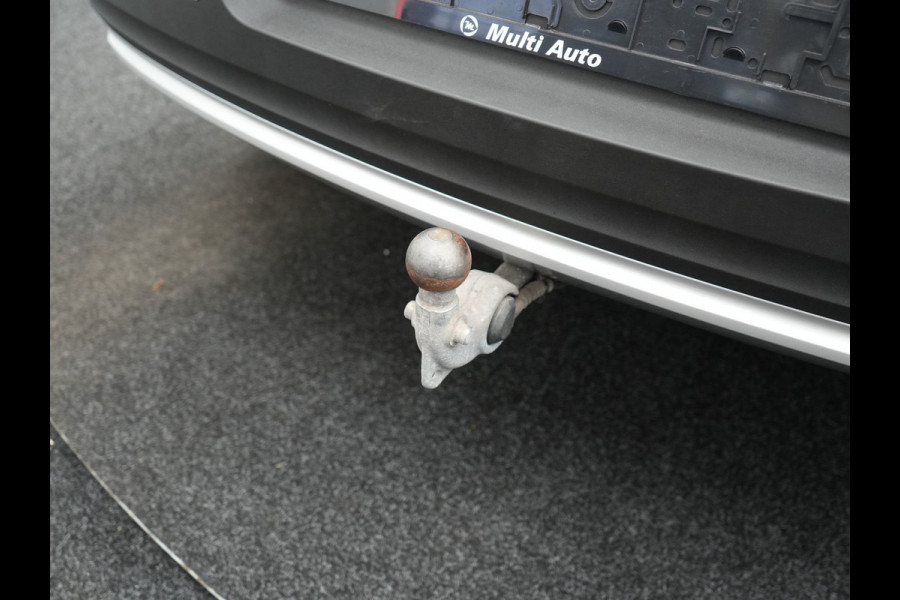 Volvo XC40 T4 Plus Bright Plug In Hybrid 211pk Dealer O.H PHEV | Trekhaak Af Fabriek | Adaptive Cruise | Camera | Harman & Kardon | Comfortstoelen Memory & Verwarmd | Keyless | Blis | Apple Carplay | Stuur verwarmd | Navigatie | Virtual | DAB |