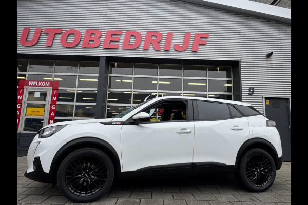 Peugeot 2008 1.2 PureTech Active Pack - Navigatie / Apple CarPlay I Airco I 18" Sport velgen LED I PDC I Dealer onderhouden