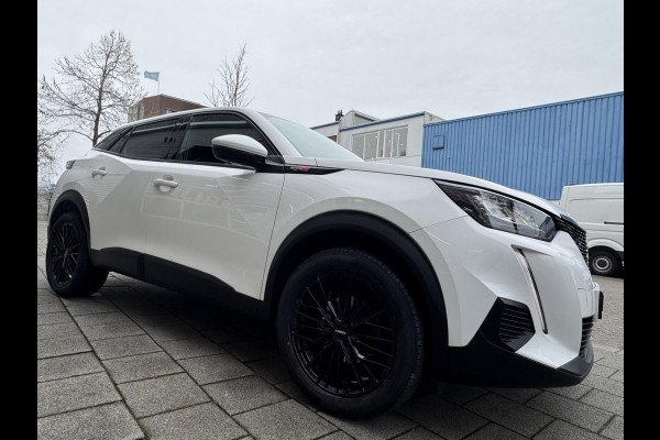Peugeot 2008 1.2 PureTech Active Pack - Navigatie / Apple CarPlay I Airco I 18" Sport velgen LED I PDC I Dealer onderhouden