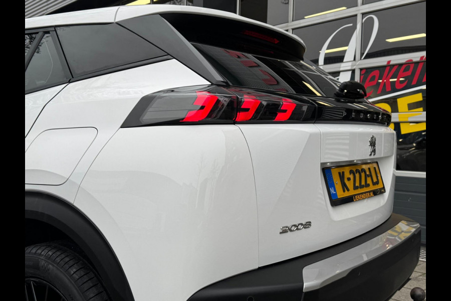 Peugeot 2008 1.2 PureTech Active Pack - Navigatie / Apple CarPlay I Airco I 18" Sport velgen LED I PDC I Dealer onderhouden