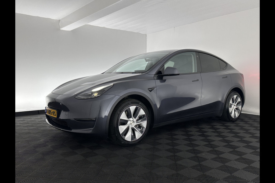 Tesla Model Y Long Range AWD 75 kWh [ 3-Fase-11kW ] {SOH-87%} (INCL-BTW) Aut. *PANO | AUTO-PILOT | LEATHER | NAVI-FULLMAP | MATRIX-LED | KEYLESS | CAMERA | DAB+ | HEATED-COMFORTSEATS | PRIVACY-GLASS | TOPVIEW |  19''ALU*