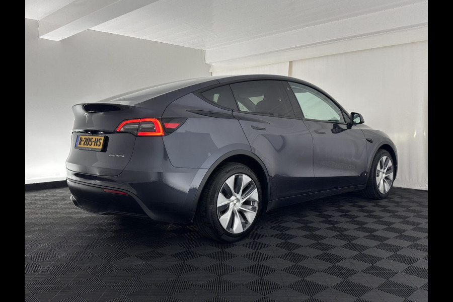 Tesla Model Y Long Range AWD 75 kWh [ 3-Fase-11kW ] {SOH-87%} (INCL-BTW) Aut. *PANO | AUTO-PILOT | LEATHER | NAVI-FULLMAP | MATRIX-LED | KEYLESS | CAMERA | DAB+ | HEATED-COMFORTSEATS | PRIVACY-GLASS | TOPVIEW |  19''ALU*